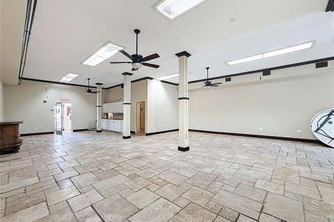 Commercial property in Bradenton, Florida 611.3 sq.m. № 2109940 - photo 23