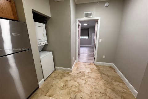 Appartement à louer à Sweetwater, Floride: 2 chambres № 1966605 - photo 6