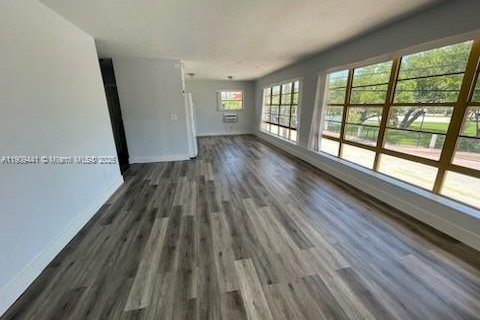 Condo in Miami Beach, Florida, 2 bedrooms  № 1965160 - photo 3