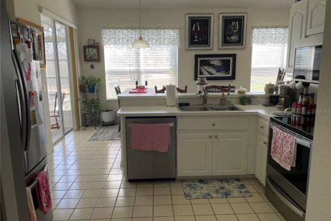 House in Beverly Hills, Florida 2 bedrooms, 160.72 sq.m. № 1512315 - photo 9