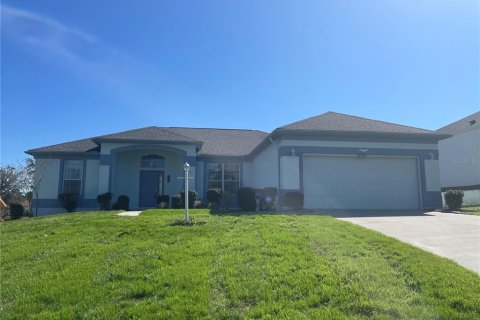 House in Beverly Hills, Florida 2 bedrooms, 160.72 sq.m. № 1512315 - photo 2