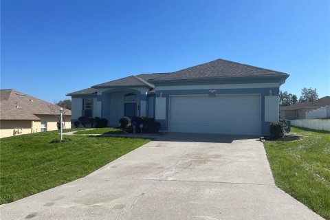 House in Beverly Hills, Florida 2 bedrooms, 160.72 sq.m. № 1512315 - photo 1