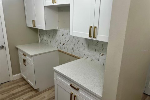 Condo in Saint Petersburg, Florida, 2 bedrooms  № 1884161 - photo 3