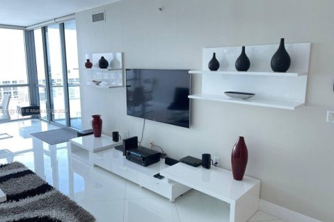 Condo in Hollywood, Florida, 2 bedrooms  № 2035286 - photo 10