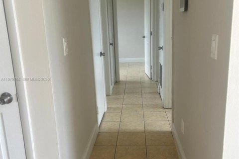 Villa ou maison à vendre à Homestead, Floride: 3 chambres, 81.29 m2 № 2079876 - photo 11