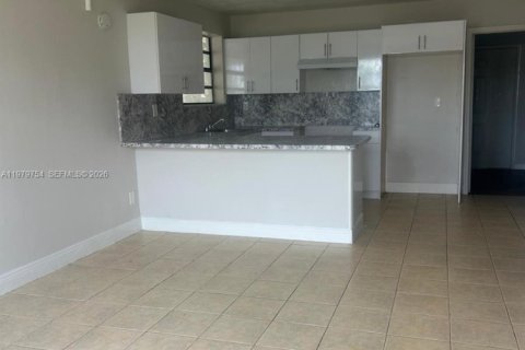 Villa ou maison à vendre à Homestead, Floride: 3 chambres, 81.29 m2 № 2079876 - photo 8