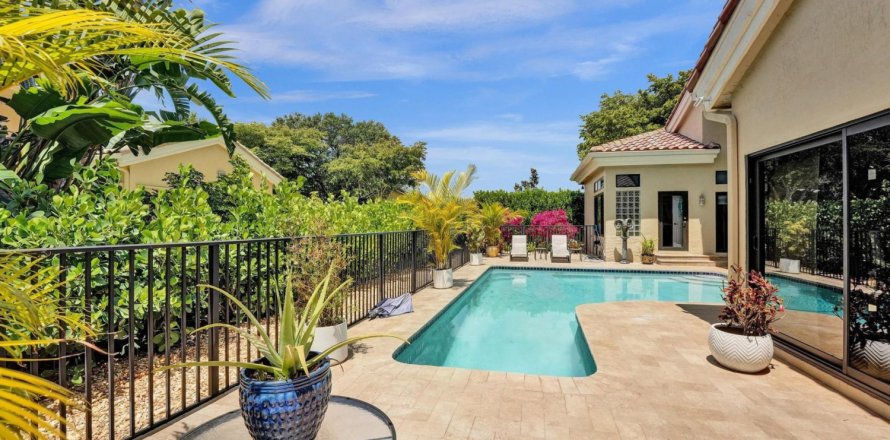 Casa en Boca Raton, Florida 4 dormitorios, 295.62 m2 № 1231586