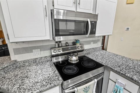 Купить виллу или дом в Палм-Кост, Флорида 9 комнат, 178.56м2, № 1560388 - фото 17