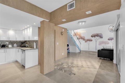 Villa ou maison à vendre à Dania Beach, Floride: 4 chambres, 128.95 m2 № 2048137 - photo 8