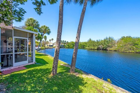 Villa ou maison à vendre à Dania Beach, Floride: 4 chambres, 128.95 m2 № 2048137 - photo 28