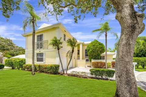 House in Pembroke Pines, Florida 3 bedrooms, 191.01 sq.m. № 1823828 - photo 1