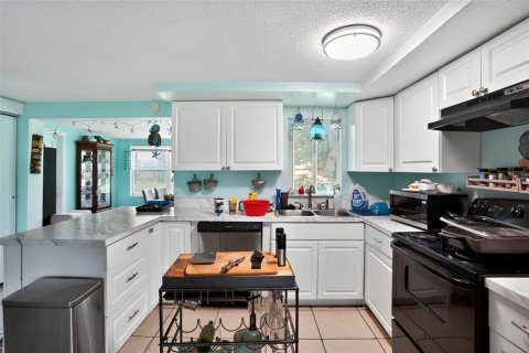 Casa en venta en New Port Richey, Florida, 3 dormitorios, 115.76 m2 № 1900403 - foto 23