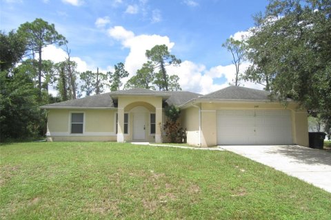 Villa ou maison à North Port, Floride 3 chambres, 140.28 m2 № 2383944