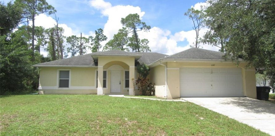 Villa ou maison à North Port, Floride 3 chambres, 140.28 m2 № 2383944
