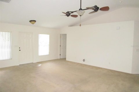 Villa ou maison à louer à North Port, Floride: 3 chambres, 140.28 m2 № 2383944 - photo 12