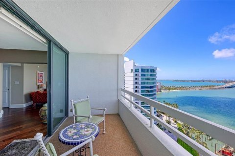 Copropriété à vendre à Sarasota, Floride: 2 chambres, 144.46 m2 № 2093672 - photo 9