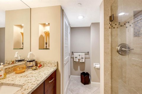 Copropriété à vendre à Sarasota, Floride: 2 chambres, 144.46 m2 № 2093672 - photo 29