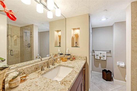 Copropriété à vendre à Sarasota, Floride: 2 chambres, 144.46 m2 № 2093672 - photo 28