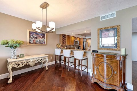 Copropriété à vendre à Sarasota, Floride: 2 chambres, 144.46 m2 № 2093672 - photo 13