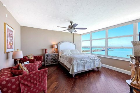 Copropriété à vendre à Sarasota, Floride: 2 chambres, 144.46 m2 № 2093672 - photo 21