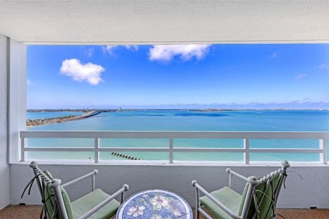 Copropriété à vendre à Sarasota, Floride: 2 chambres, 144.46 m2 № 2093672 - photo 2