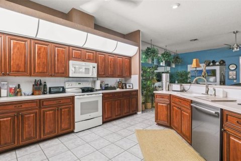 Casa en venta en Spring Hill, Florida, 3 dormitorios, 196.95 m2 № 2383812 - foto 13