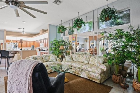 Casa en venta en Spring Hill, Florida, 3 dormitorios, 196.95 m2 № 2383812 - foto 11