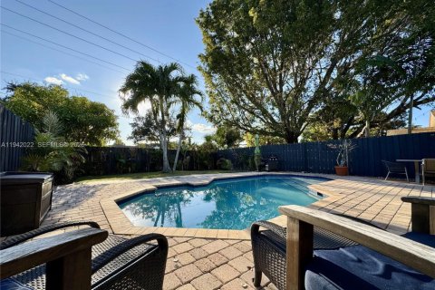 Купить виллу или дом в Санрайз, Флорида 3 спальни, 135.64м2, № 2002350 - фото 8