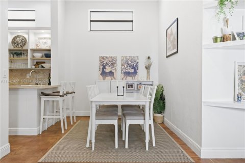 Купить виллу или дом в Санрайз, Флорида 3 спальни, 135.64м2, № 2002350 - фото 14