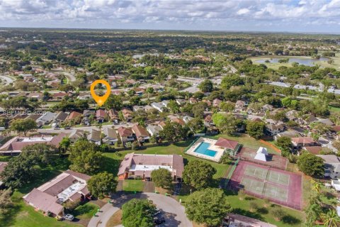 Купить виллу или дом в Санрайз, Флорида 3 спальни, 135.64м2, № 2002350 - фото 4