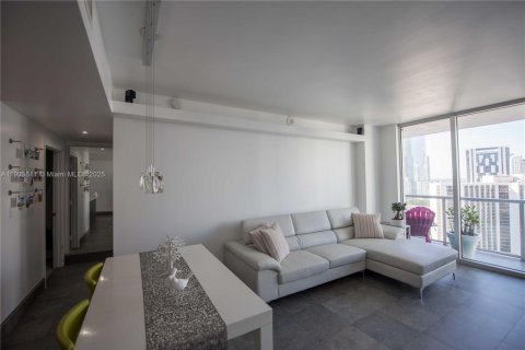 Снять в аренду кондоминиум в Майами, Флорида 1 спальня, 70.05м2, № 1954621 - фото 19