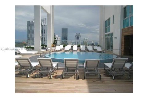 Снять в аренду кондоминиум в Майами, Флорида 1 спальня, 70.05м2, № 1954621 - фото 12