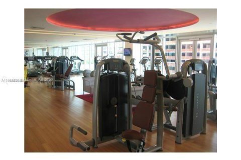 Снять в аренду кондоминиум в Майами, Флорида 1 спальня, 70.05м2, № 1954621 - фото 9