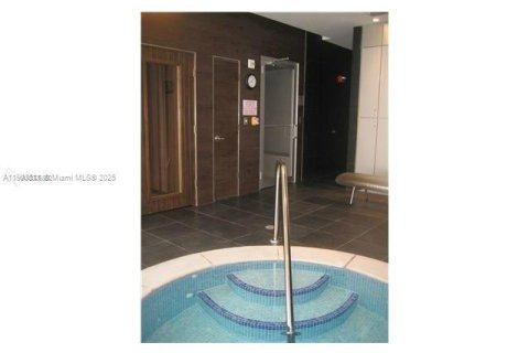 Снять в аренду кондоминиум в Майами, Флорида 1 спальня, 70.05м2, № 1954621 - фото 10