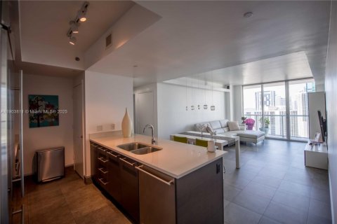 Снять в аренду кондоминиум в Майами, Флорида 1 спальня, 70.05м2, № 1954621 - фото 16