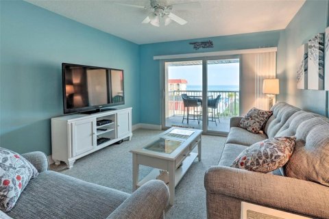 Condo in New Smyrna Beach, Florida, 2 bedrooms  № 1844767 - photo 11