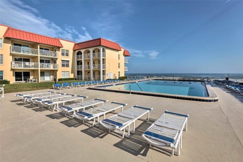Condo in New Smyrna Beach, Florida, 2 bedrooms  № 1844767 - photo 22