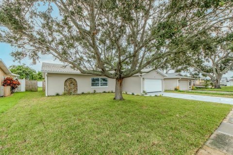 Villa ou maison à vendre à Seminole, Floride: 3 chambres, 171.68 m2 № 1877159 - photo 2