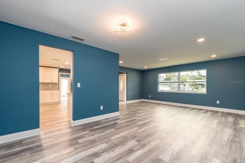 Villa ou maison à vendre à Seminole, Floride: 3 chambres, 171.68 m2 № 1877159 - photo 6