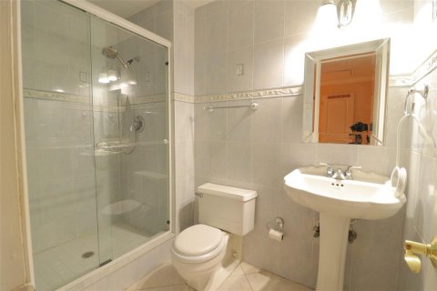 Copropriété à vendre à Tampa, Floride: 2 chambres, 93.83 m2 № 1916038 - photo 19