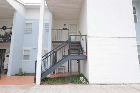 Copropriété à vendre à Tampa, Floride: 2 chambres, 93.83 m2 № 1916038 - photo 1