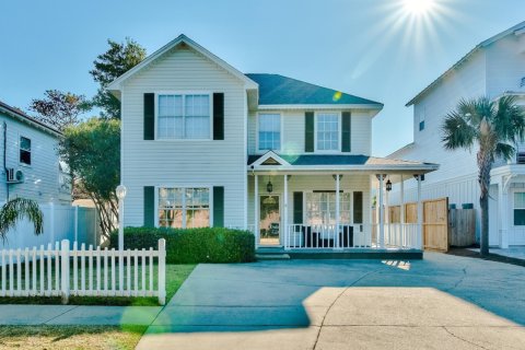 Casa en venta en Destin, Florida, 7 dormitorios, 274.8 m2 № 590134 - foto 1