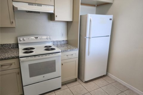 Condo in Riverview, Florida, 3 bedrooms  № 1916516 - photo 16