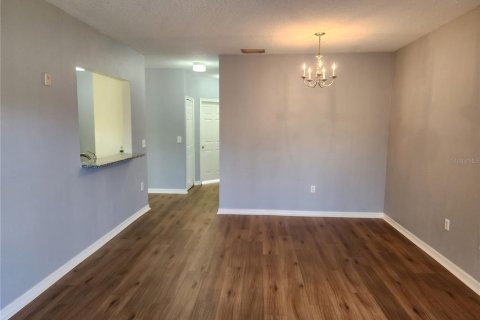 Condo in Riverview, Florida, 3 bedrooms  № 1916516 - photo 5