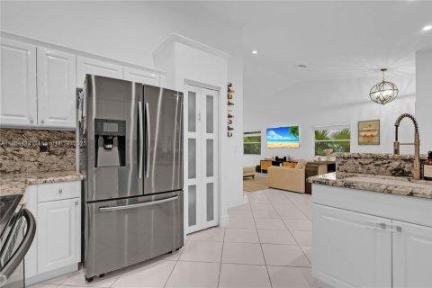 House in Boca Raton, Florida 3 bedrooms, 160.54 sq.m. № 1893302 - photo 19