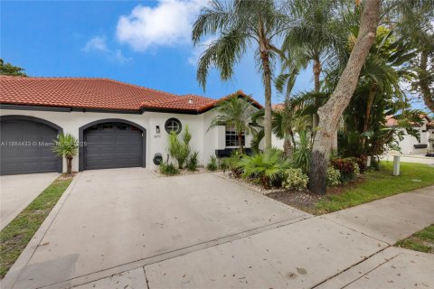 House in Boca Raton, Florida 3 bedrooms, 160.54 sq.m. № 1893302 - photo 2