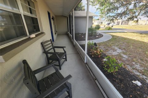 Villa ou maison à vendre à Englewood, Floride: 2 chambres, 109.62 m2 № 1833067 - photo 3