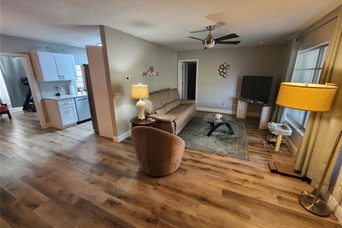 Villa ou maison à vendre à Englewood, Floride: 2 chambres, 109.62 m2 № 1833067 - photo 10