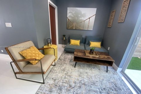 Adosado en venta en Miami, Florida, 3 dormitorios, 158.49 m2 № 1984976 - foto 29