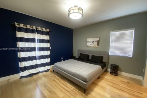 Adosado en venta en Miami, Florida, 3 dormitorios, 158.49 m2 № 1984976 - foto 26